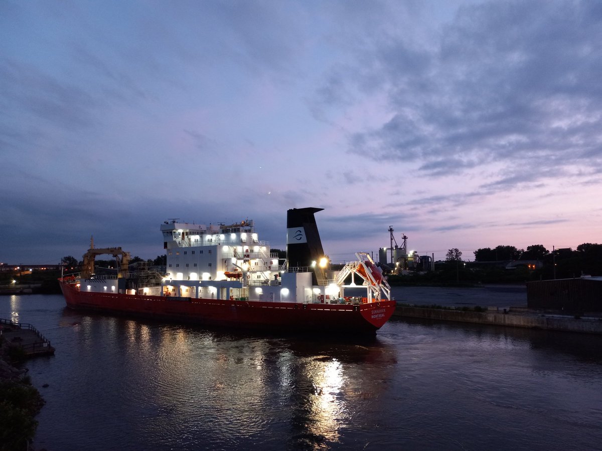 Dan Hickling (@danhickling) on Twitter photo The freighter Sunninvik as it passes by our back window on the Buffalo River this evening ... w <a href="/mhick1953/">Margaret Hickling</a> The freighter Sunninvik as it passes by our back window on the Buffalo River this evening ... w <a href="/mhick1953/">Margaret Hickling</a>