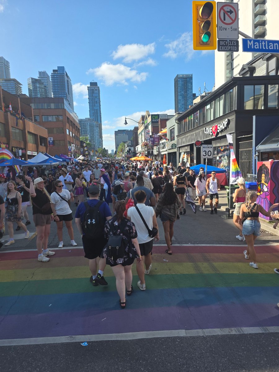 Happy pride y'all 🥰