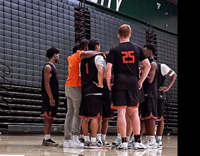 Ian Young (@coachyoung81) on Twitter photo Finished off day 3 of the <a href="/FABCHoops/">FABC Hoops</a> Showcase with a tough 49-45 win over a really good Ponte Verda team to move to 3-0 #OviedoBasketball #SummerGrind Finished off day 3 of the <a href="/FABCHoops/">FABC Hoops</a> Showcase with a tough 49-45 win over a really good Ponte Verda team to move to 3-0 #OviedoBasketball #SummerGrind