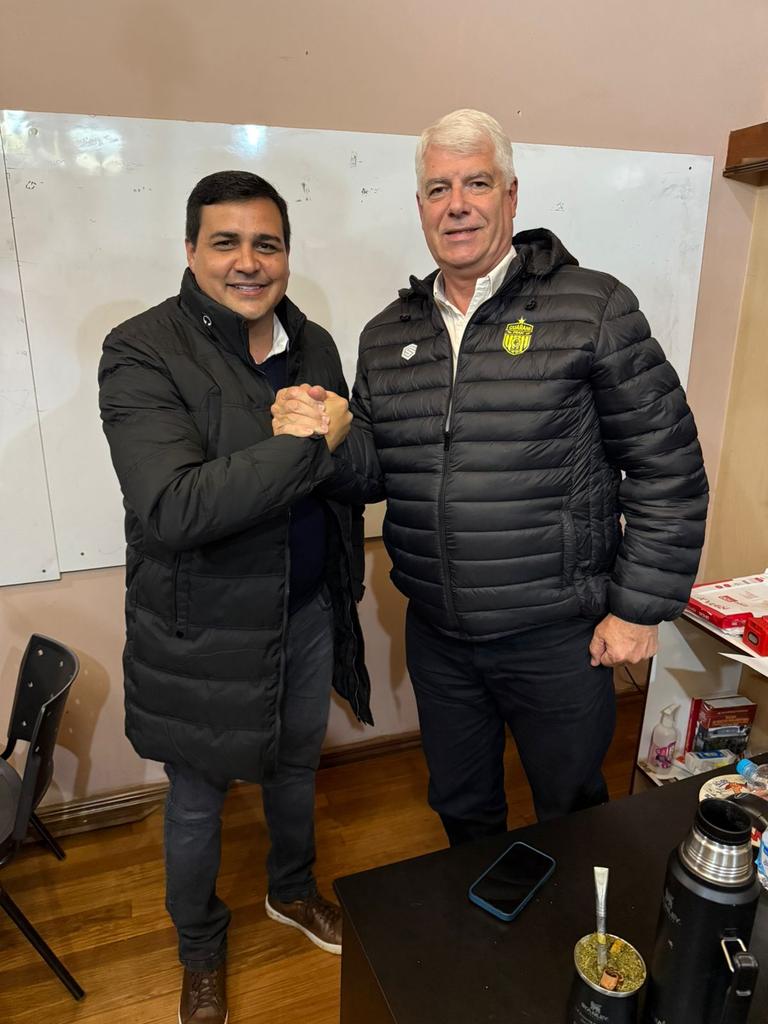 agparaguay's tweet image. .#MUNICIPALES2026

Nestor Garay, es el candidato a #Intendente por el Movimiento Colorado Añetete a la Intendencia de Trinidad, según confirmó el presidenciable @ArnoldoWiens