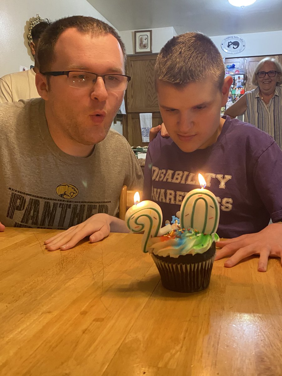 Kari Nelson tweet media