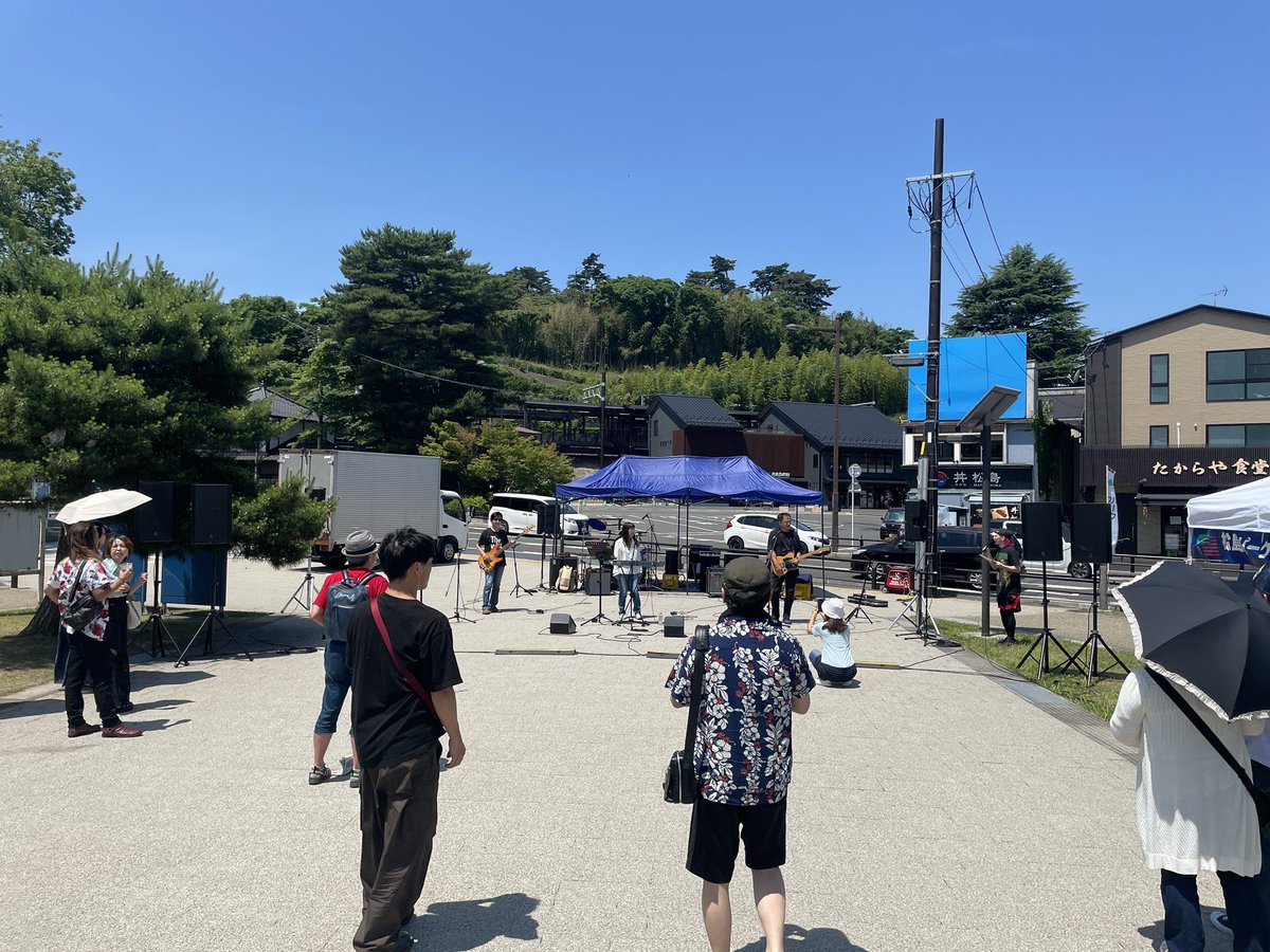 Aizen_RIVIED's tweet image. 松フェスDAY2ROCK BARステージスタート！ROCK BARホストバンドも最後の最後、17時過ぎに登場！

#松島パークフェスティバル　#松フェス　#aizen