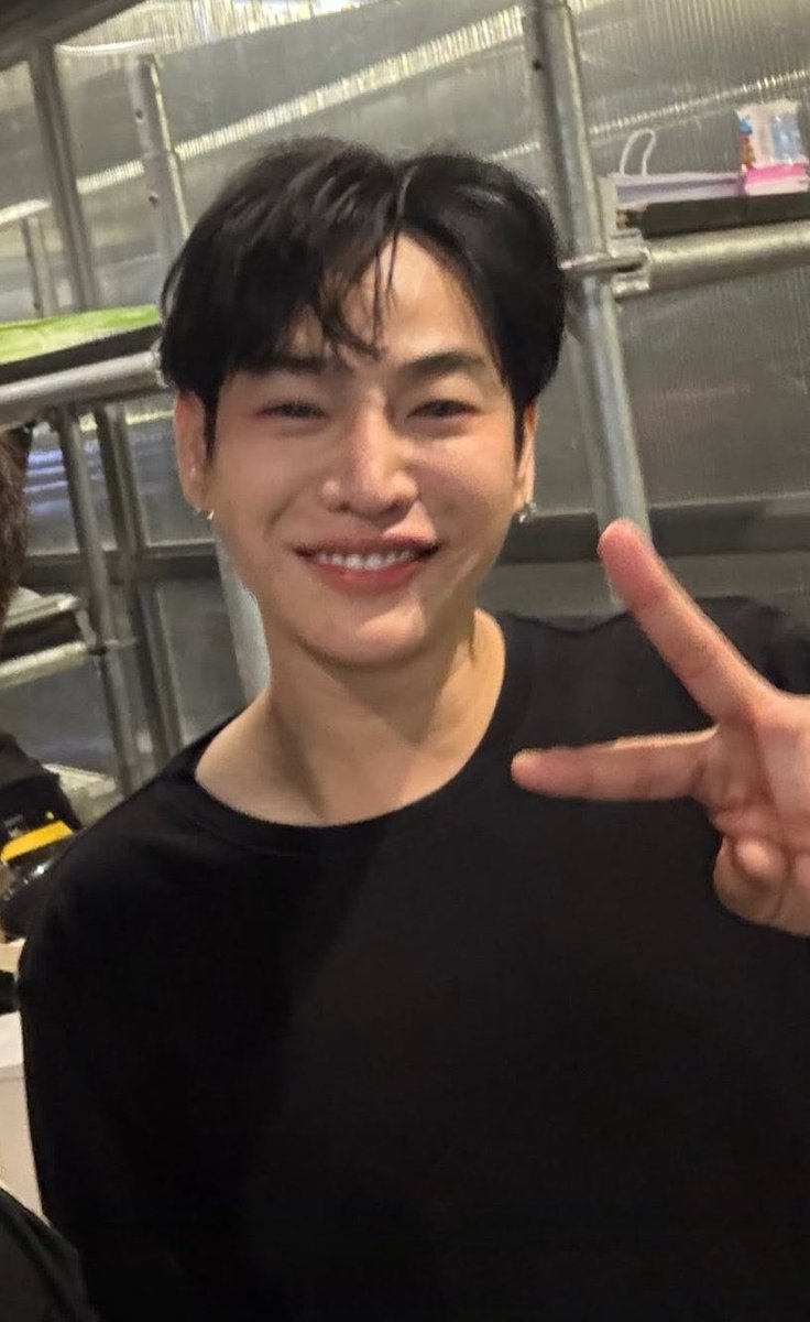 Anttirius's tweet photo. หูยยยยย เฮียน่ารักอ่ะ 😍 

#เป๊กผลิตโชค #PeckPaLitChoke https://t.co/vRqShERSnp