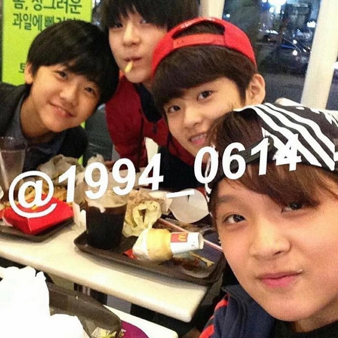 nct_menfess's tweet photo. guys… 😭 😭 😭 😭

nct! https://t.co/lArkVlb8Rh