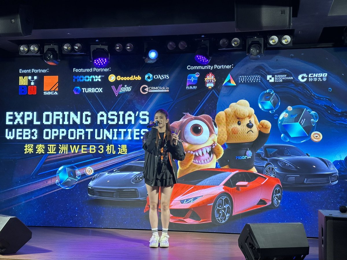 0x0xjasmine's tweet image. 1/2🦋
昨晚站在台上,我不是来讲一个“项目”,而是想说一件我们正在坚持的事:
Web3 不该只属于早知道的人,
而是每个愿意参与建设的人。
@Projectoasisdao 不是单纯的发射器,我们希望它成为连接项目、社区与信任的引擎。