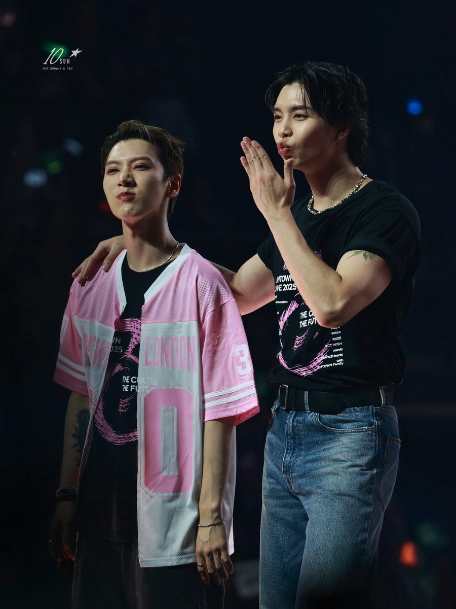 .               ๑`^´๑                                             (´ε｀ )♡