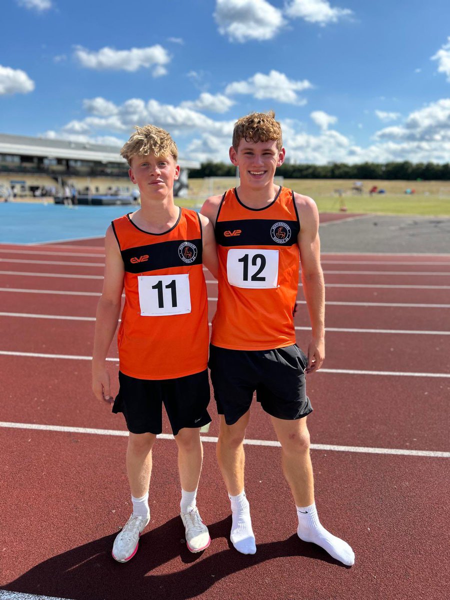 Two familiar faces at Regional combined events. Oscar finishes tomorrow awaiting Noah’s result but we know he pb’d in HJ &amp; Herts won 👏