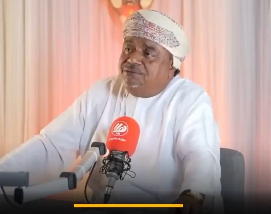 الأستاذ القدير علي المعشني شامخًا كقامة وطنية وفكرية نادرة، جمع بين فصاحة البيان ورجاحة العقل، وبين ثبات المبادئ ومرونة الطرح لقد عُرف الأستاذ علي المعشني بمواقفه المتزنة، وتحليلاته العميقة التي تنبع من فهم واسع للتاريخ، وإدراك دقيق لمتغيرات السياسة الإقليمية والدولية،