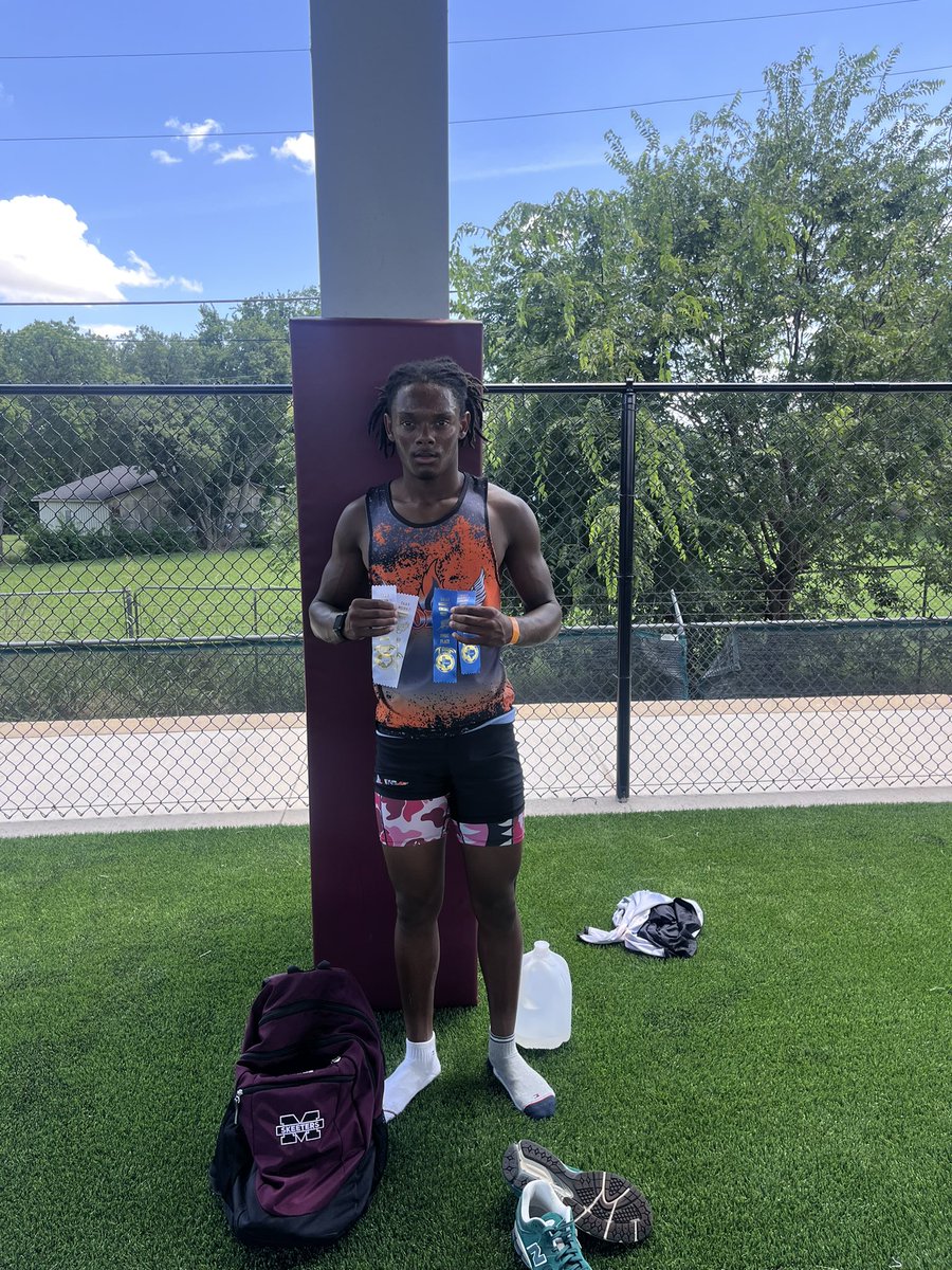 Chance Lang (@chanc2sticky) on Twitter photo No questions I’m a dog‼️‼️
#USVSUS
800m 2:10🥇
400m 51.22🥉
200m 22.5🥉
<a href="/CoachRT1988/">Rafael Thomas</a> <a href="/CoachKDMattox/">K.D. Mattox</a> <a href="/CoachTenn10/">Anthony Tennison</a> <a href="/CoachTenn10/">Anthony Tennison</a> <a href="/CoachDJohnson_1/">Coach Johnson</a> <a href="/Coach_Hill32/">Coach Hill</a> <a href="/coachfire98/">Saphire Cervantes</a> <a href="/velasquezcoach/">Justin Velasquez</a> <a href="/CoachWritt/">Jon Writt, M.Ed.</a> <a href="/SkeeterRecruits/">USVSUS</a> <a href="/CoachBorens/">Spencer Borens</a> <a href="/MontreatXCTF/">Montreat XC/TF</a> No questions I’m a dog‼️‼️
#USVSUS
800m 2:10🥇
400m 51.22🥉
200m 22.5🥉
<a href="/CoachRT1988/">Rafael Thomas</a> <a href="/CoachKDMattox/">K.D. Mattox</a> <a href="/CoachTenn10/">Anthony Tennison</a> <a href="/CoachTenn10/">Anthony Tennison</a> <a href="/CoachDJohnson_1/">Coach Johnson</a> <a href="/Coach_Hill32/">Coach Hill</a> <a href="/coachfire98/">Saphire Cervantes</a> <a href="/velasquezcoach/">Justin Velasquez</a> <a href="/CoachWritt/">Jon Writt, M.Ed.</a> <a href="/SkeeterRecruits/">USVSUS</a> <a href="/CoachBorens/">Spencer Borens</a> <a href="/MontreatXCTF/">Montreat XC/TF</a>