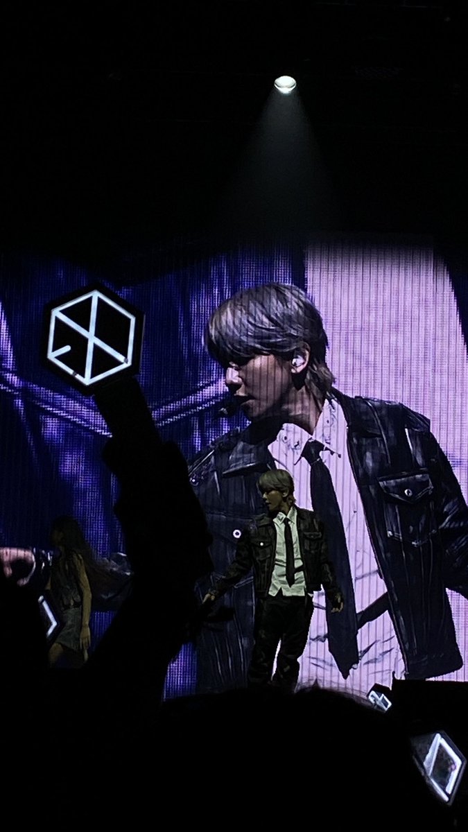 icebbaek's tweet photo. 20.06.25 
-cinco días después de mi cumpleaños, pude ver a mi amor después de dos años esperándolo 🤍 
love you to the moon and to saturn <3 https://t.co/bIHP97dCJ3
