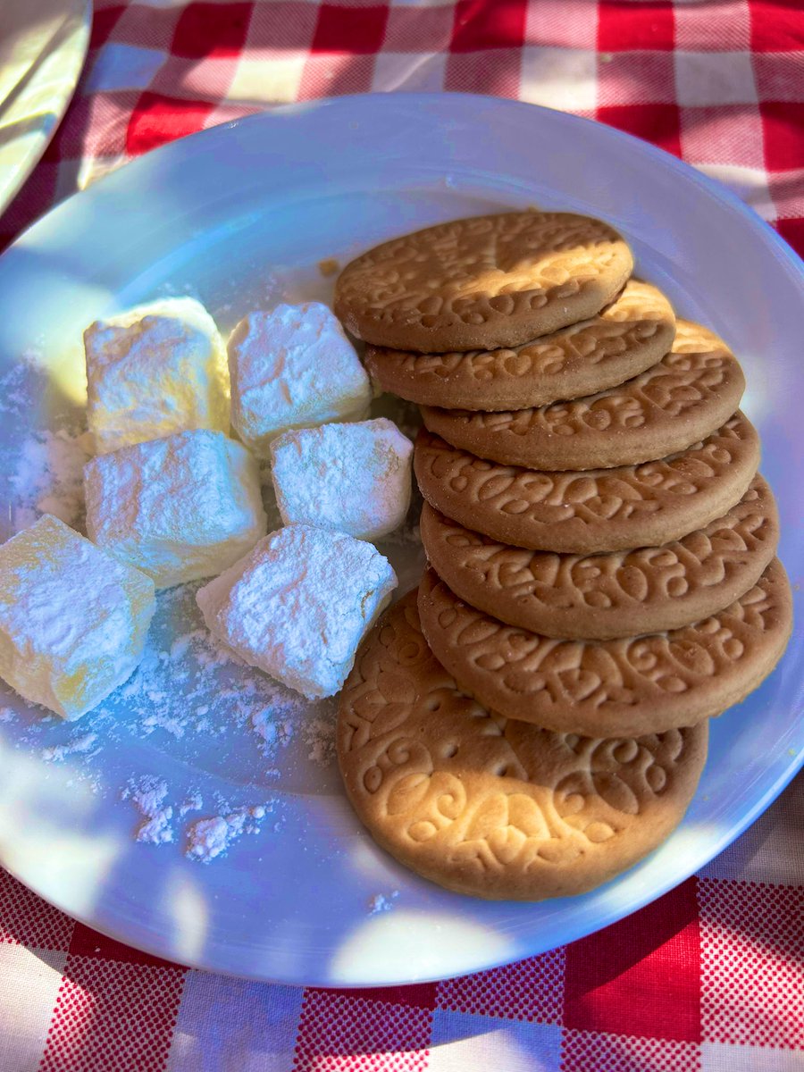 j_zabaneh's tweet image. Dessert food in Lebanon 🇱🇧