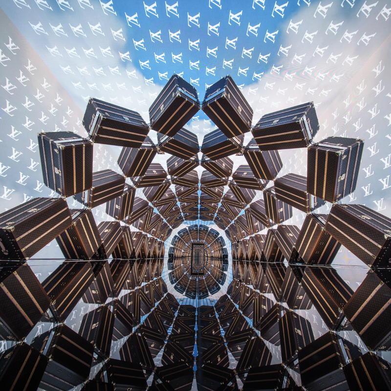 LouisVuitton's tweet photo. Visionary Journeys. A gleaming vessel anchors in the heart of #Shanghai, reimagining the House’s spirit of travel through a new cultural landmark. Discover #TheLouis at https://t.co/ZyMH4BFtAN
#VisionaryJourneys #LouisVuitton