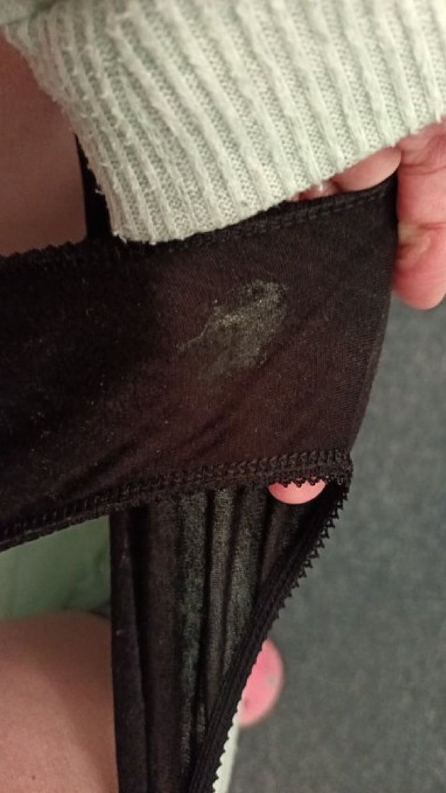 من ايجابيات التحرر الاشتياق السريع 
قبل التحرر الزوجة من تروح عند أهلها عادي تبقى كم يوم ويكون التواصل قليل لاكن بعد التحرر 
يختلف الوضع مجرد توصلين اهلج تشتاقين لزوجج وسوالفكم واذا اجه الليل المراسلات والسوالف للصبح عبالك مخطوبين 
(خواطر المتحررين )