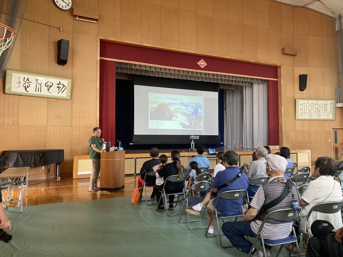 gensaishitai's tweet photo. 市内のとある地区。
防災訓練に呼んでいただき、
地震と津波を中心に
お話ししました✨
南海トラフに加え、
近畿から北陸の海域の活断層で
今後30年以内に
マグニチュード7以上の地震が
発生する確率は16％から18％と
発表されました！
https://t.co/8OOvoLO3yQ https://t.co/H92zo8ar1a