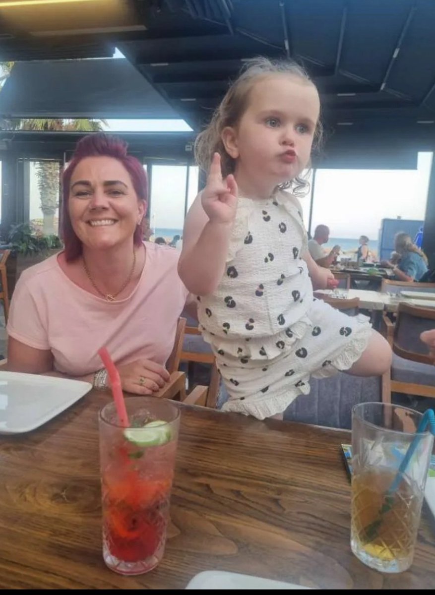 hazel_irving's tweet photo. Family Holiday to turkey 🇹🇷 https://t.co/LMG8pXwBCj