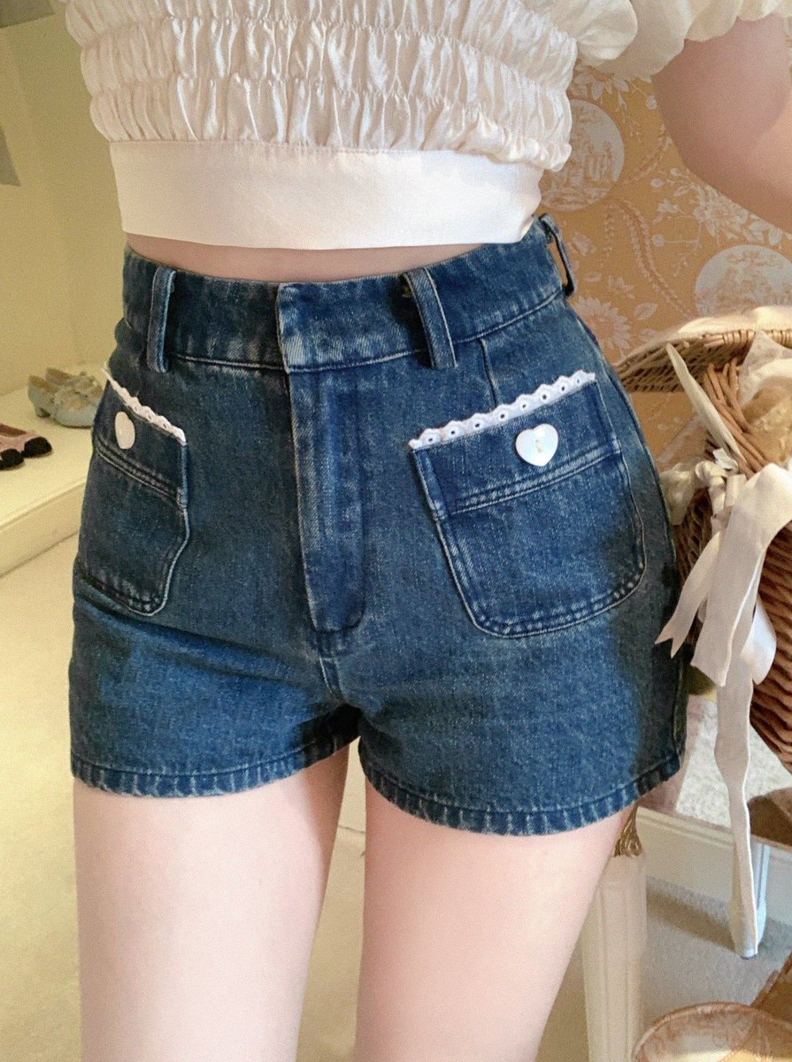 LilyBlack_shop's tweet photo. フレンチガーリーさん必見🥺
ショートパンツ💓 https://t.co/cPqLVelcMe