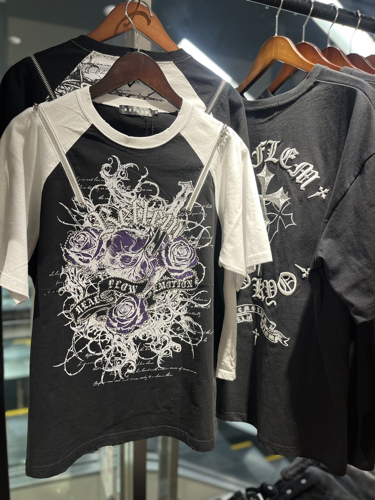 秒で終了❢】ディムモアール様新作 夏といえば黒白 Tシャツ