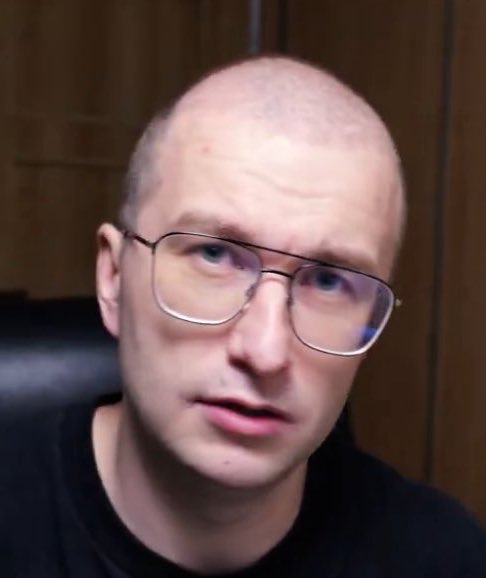 Rarma (@rarma_) on Twitter photo The rise and fall of <a href="/DonCryptonium/">Don Cryptonium🦄</a> makes me really sad.
Don was rich, could bench 300, handsome, funny, large peni, married, intelligent (180 IQ), chad, balls full of testosterone (from bathing 3x daily in 55C). Perfect 20/20 vision
Here he is in 2024 (on the left). Just look The rise and fall of <a href="/DonCryptonium/">Don Cryptonium🦄</a> makes me really sad.
Don was rich, could bench 300, handsome, funny, large peni, married, intelligent (180 IQ), chad, balls full of testosterone (from bathing 3x daily in 55C). Perfect 20/20 vision
Here he is in 2024 (on the left). Just look