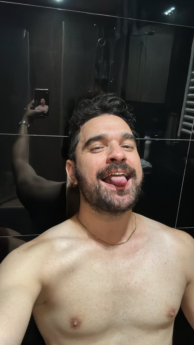 Ani bir kararla sabahın 3’ünde Bursa’ya gittiği için bu kadar mutlu olan bir ponçik 😁