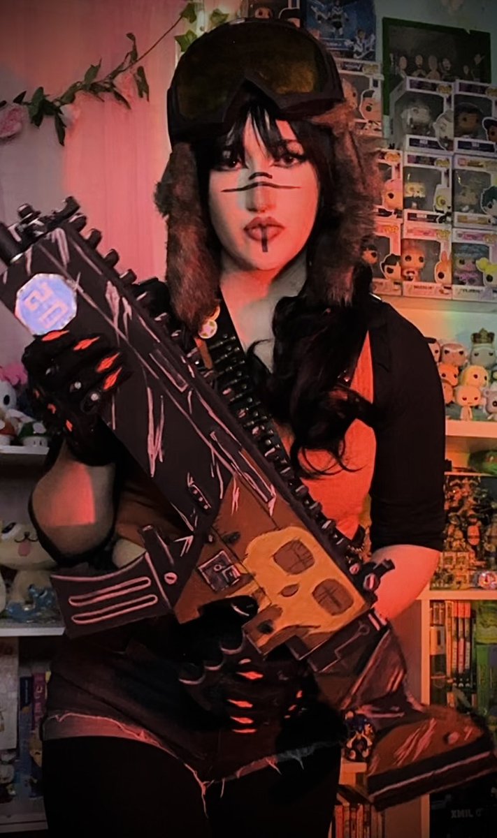 zigzagpuppyy's tweet photo. New Fortnite cosplay ☺️🧡

#renegaderebel #renegaderebelcosplay #fortnite #FortniteCosplay #cosplay https://t.co/o6jAw2cwVs