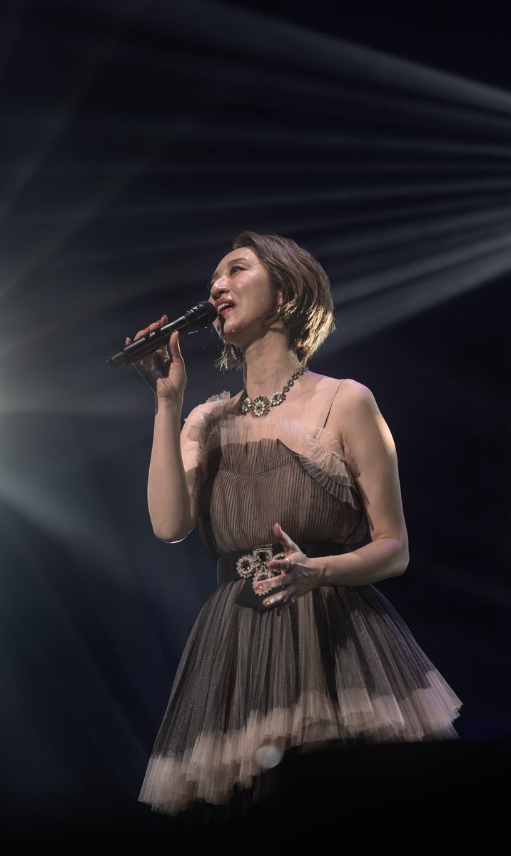 chentoarone's tweet photo. おじゃ上海 2025ライブ写真(4p)真的太漂亮了，一直想哭。中国的粉丝都好喜欢ooja❤️一定要再来
#msooja https://t.co/mT9KHZ0IsX
