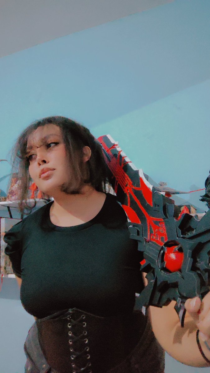 GavimThays's tweet photo. 🥀Wolf's Gravestone🥀

#Diluc #GenshinImpact #Genshin #HoYocreators #hoyoverse #hoyofest2025 #claymore #Wolfsgravestone #cosplay @BRGenshinImpact @GenshinImpact 
#photography #DilucRagnvindr https://t.co/qRiIUMPfd7