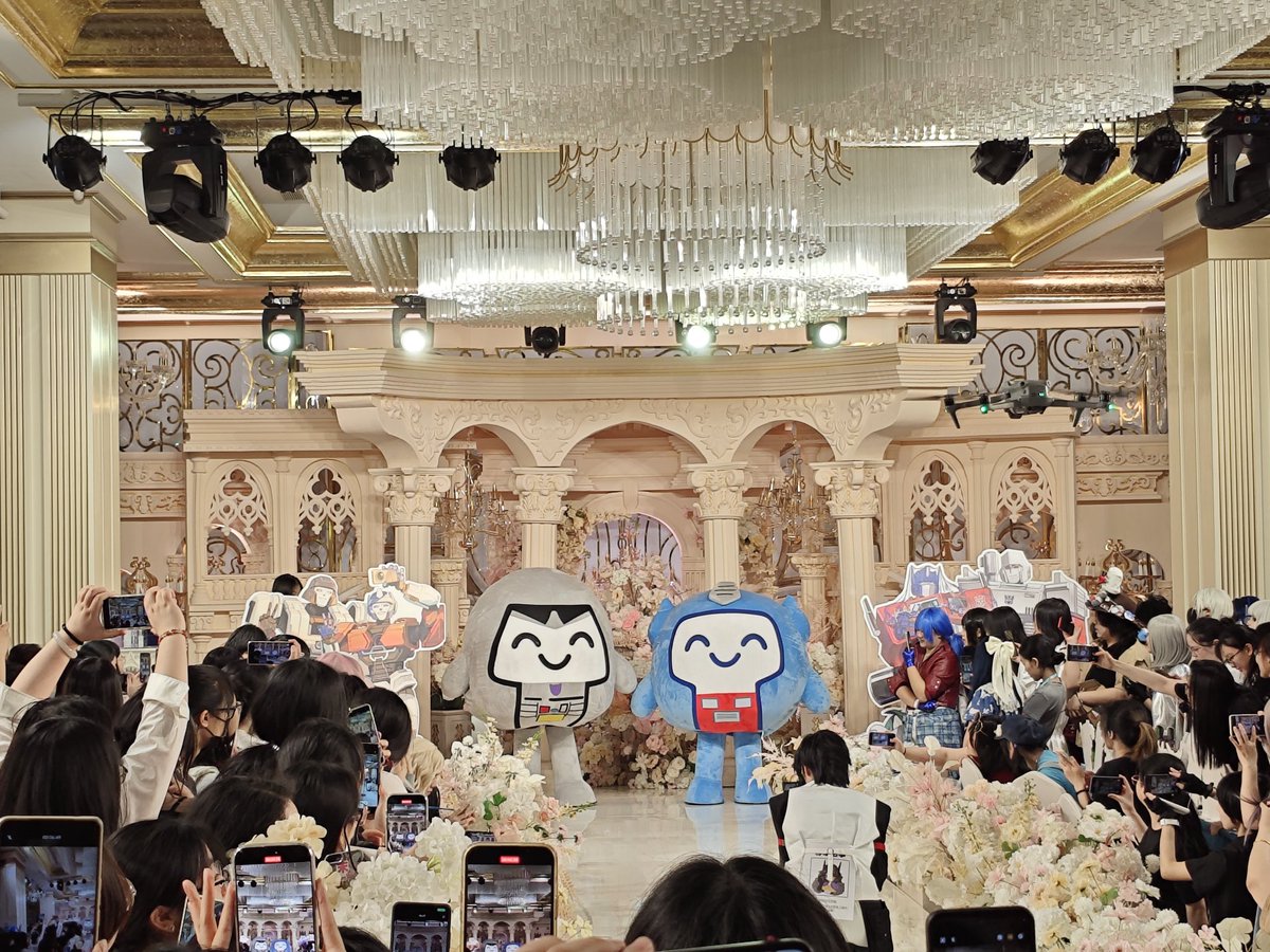 BAIZEJINTIAN's tweet image. #megop
only最萌的东西出现了