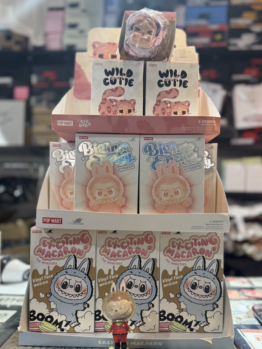 ラブブ　クライベイビー　4つセット POP MART ラブブ クライベイビーetc ランダム (POP MART/キャラクター