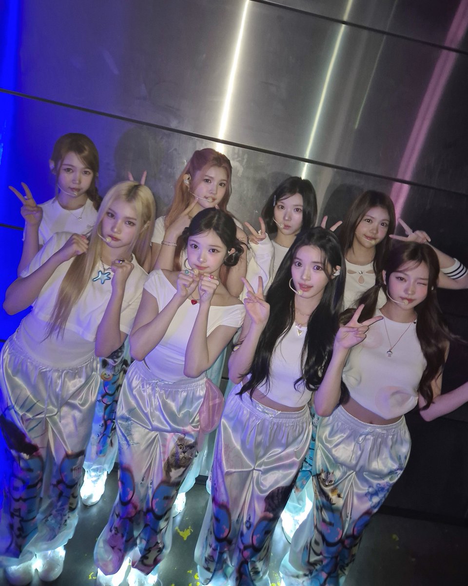 Hearts2Hearts in SMTOWN LIVE 2025 @ LONDON #Hearts2Hearts #하츠투