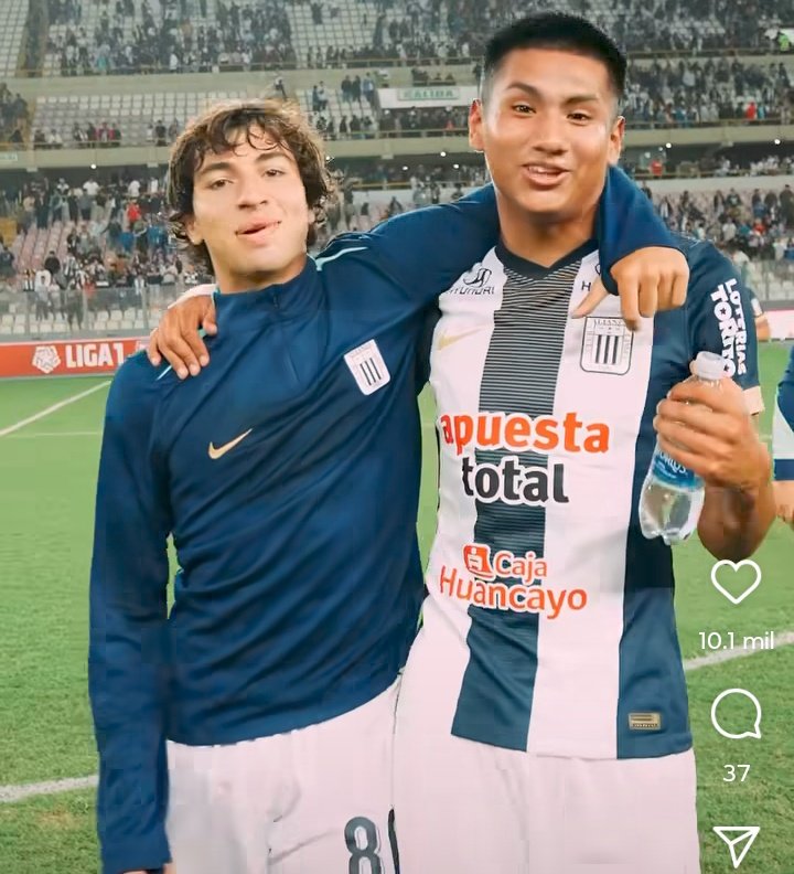 A varios hinchas puede que no les guste Pipo como DT. Es cierto que ha tenido partidos buenos y otros no tanto. Sin embargo, haciendo sumas y restas, para mí, tiene una nota aprobatoria.

Personalmente creo que su mayor virtud es creer en el jugador peruano.

Él confia en ellos.