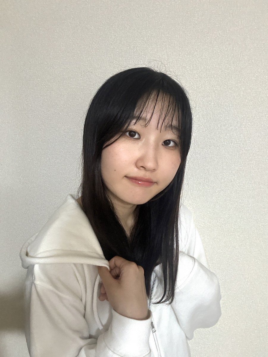 ambitious_twt's tweet photo. 【大切なご報告】
【AMBITIOUS AUDITION2025】

北海道在住者限定！ エンターテインメントの世界で本気でメジャーを目指す方！
を2025年4月10日-5月6日の期間募集致しました！
たくさんのご応募をいただいた中から、厳正な審査を行なった結果をご報告させていただきます。

・グランプリ　　該当者なし
・準グランプリ　ALICE
・入賞　AINO,MAI,MOMONA

上記4名を
「ambitious」「SEVEN SENSES+」「新ユニット」の研修生としてお迎えしました。

皆さまの前でステージに立つ日を目指して、練習を重ねてまいります！
応援よろしくお願い致します🙇‍♀️

また、AMBITIOUSプロジェクトでは随時新メンバーを募集しております。
ご希望の方はコチラまでお問い合わせ下さい。
info@ambitious-hkd.jp

私たちは【本気で北海道からエンターテイナーを生み出していきたい】と思っています！
東京に移り住まなくては、メジャーになれない。そんな現状に諦めてしまっている、全ての北海道在住のアナタと共に！ 北海道だけのチャンスをお見逃しなく！

#アンビシャス北海道

【準グランプリ】
ALICEさん　

X⬇️
https://t.co/lXOOtHCn4i

Instagram⬇️
https://t.co/1i2ea8ttjS

Tiktok⬇️
https://t.co/lGOYHV9prf

【入賞】
AINOさん
X⬇️
https://t.co/DSvEiuP0sN

Instagram⬇️
https://t.co/wZvoQ7r7j7

TikTok⬇️
https://t.co/FYmgVd9b1s

【入賞】
MAIさん
X⬇️
https://t.co/y2zGQ3ftEt

Instagram⬇️
https://t.co/yH7oiH8aIU

TikTok⬇️
https://t.co/DHgdww8Z8f

【入賞】
MOMONAさん
X⬇️
https://t.co/JchlqYYCqf

Instagram⬇️
https://t.co/L7sbEH9tZ9

TikTok⬇️
https://t.co/KmkzUY2y6W