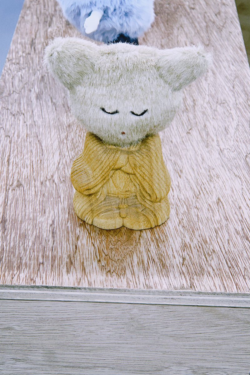 片岡メリヤス「ハエごめんなさい」
大好きなぬいぐるみ作家さんの個展に間に合った！ぬいぐるみとフィギュア、おもちゃ、仏像？と組み合わせた可愛いだけじゃない違和感のある作品たち
ステートメントを読んで不思議な個展のタイトルにも納得