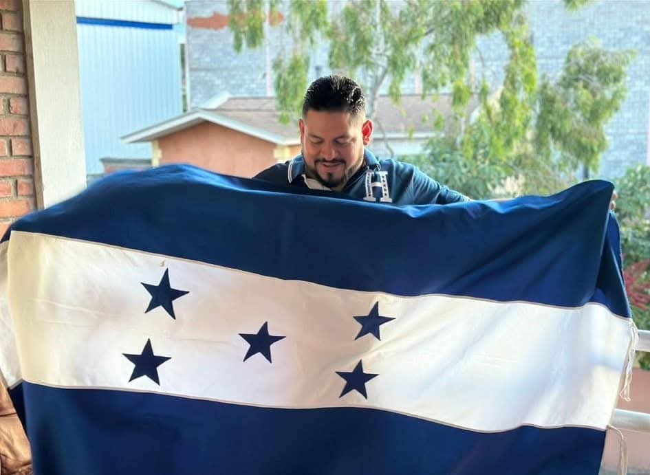 Hey <a href="/ChepeBomba35/">Chepe Bomba</a> Anda cometela jajajajjaja Anda vende perfumes y cremitas uds vienen naciendo en esto del fútbol, hijos... Canalero basura!