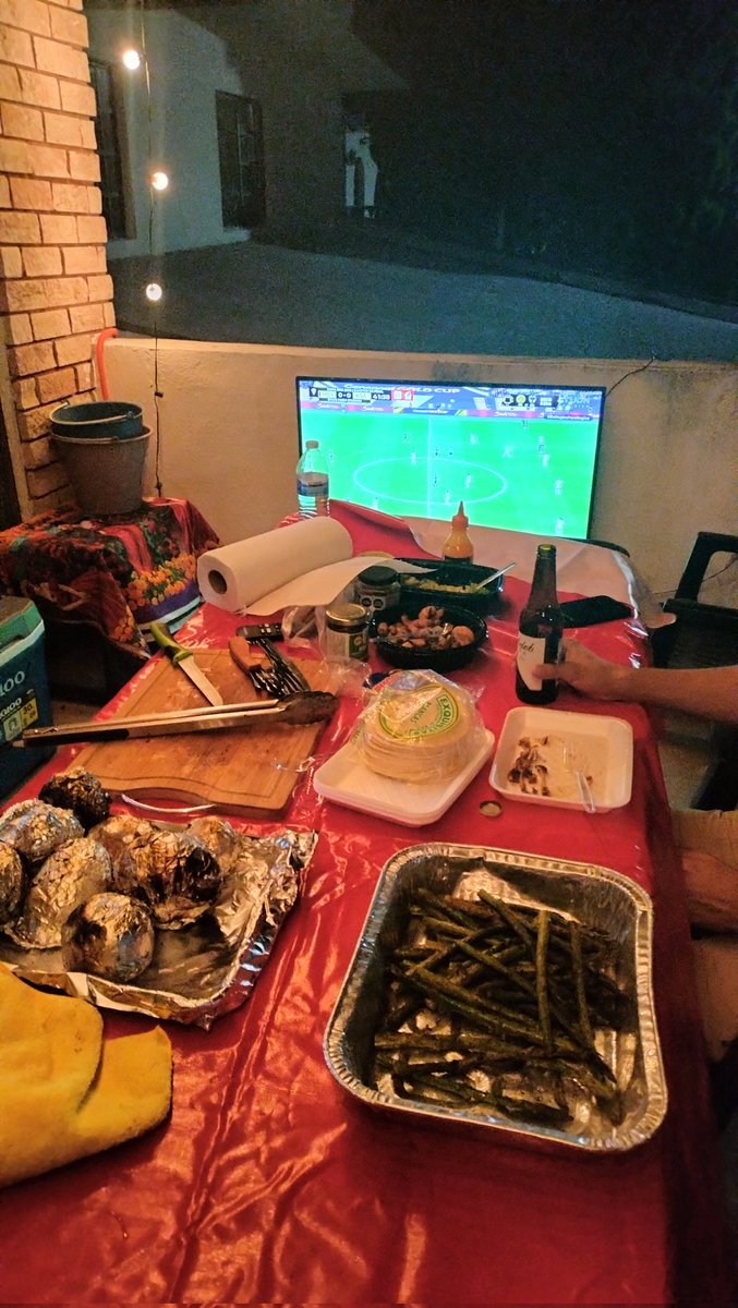 Saludos a <a href="/AldoFariasGzz/">Aldo Farias</a> <a href="/Antonio_Nelli/">Antonio Nelli</a> <a href="/DiegoArmaMedina/">Diego Armando Medina ✋🏻</a> <a href="/jona_orozco/">Jonathan Orozco</a> #DeRegiosParaRegios #TUDN <a href="/TUDNMEX/">TUDN MEX</a>