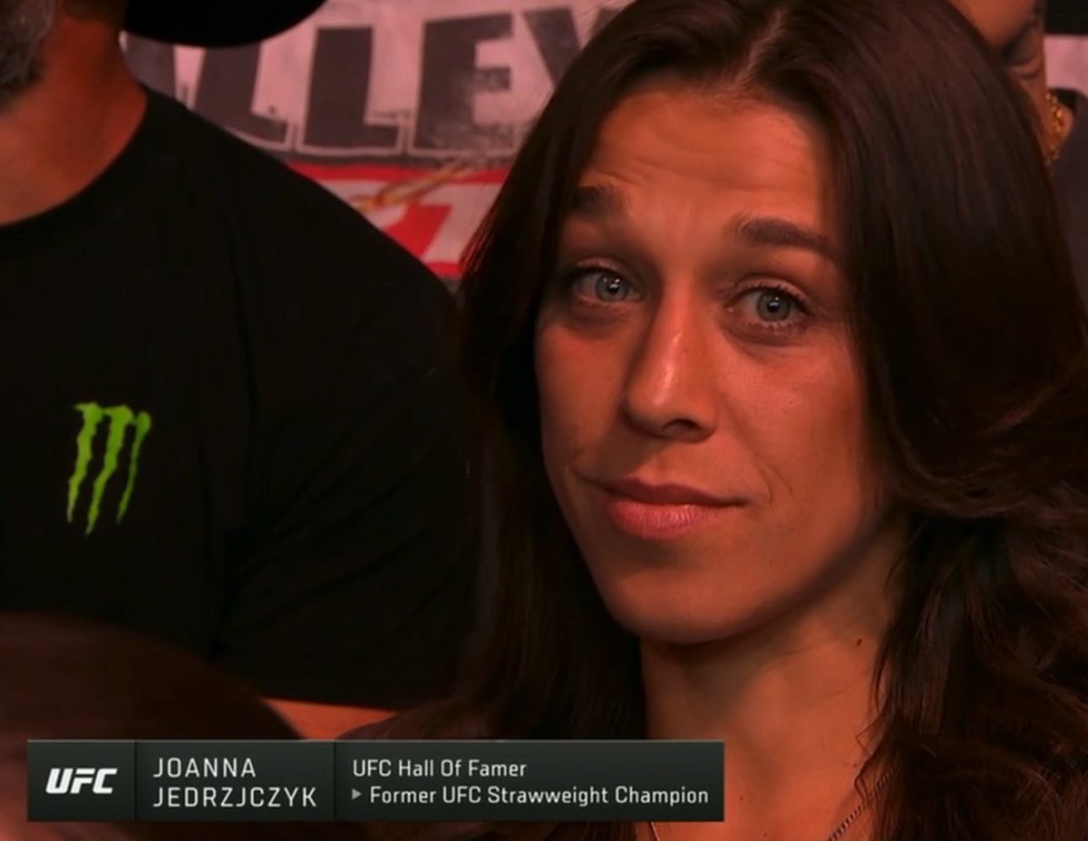 ConOfCombat's tweet image. JOANNAAAAA