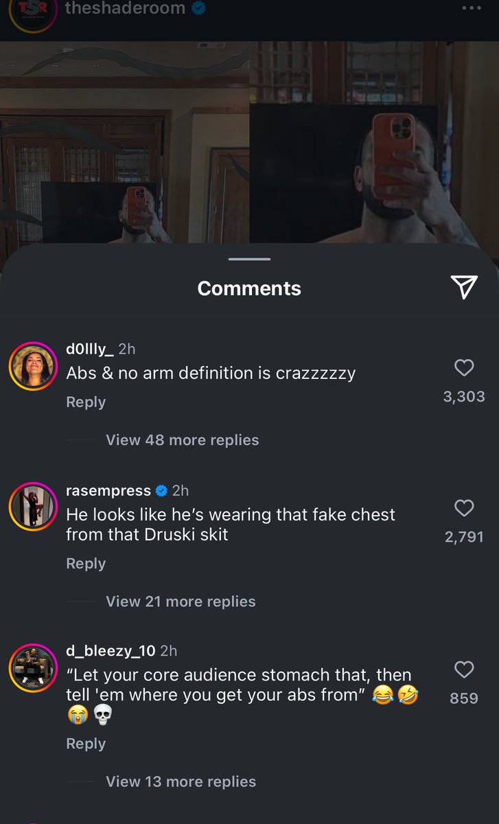 WhoopingFeet's tweet photo. Man I’m crying lmfaooooo 🤣

Kendrick really exposed this clown to the world 💀

How u getting roasted in your own comments &amp; The ShadeRoom Comments 

“Let your core audience stomach that, then tell them where u get your AB’s from”

“V12 it’s a fast one” https://t.co/70xbKScFQu