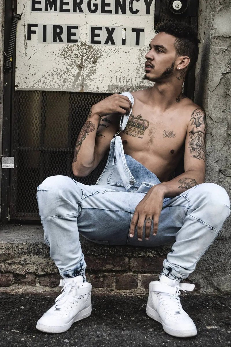 Daddy Cream on set
Shot by QB