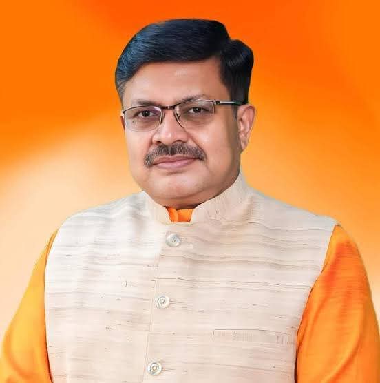 RasmitaMohapa16's tweet photo. #ଟଙ୍କା_ନେଇ_ପାସ୍_ବିକି_ଦେଲେ_ଏ_ଦୁଇ_ଜଣ।
୧0000  #VIP ପାସ ପାଇଁ ଚାଲିଗଲା 3 ମୂଲ୍ୟବାନ ଭକ୍ତଙ୍କ ଜୀବନ 🙏
ମନେ ରଖିବ ଓଡିଶା, 
ଜୟ ଜଗନ୍ନାଥ  🙏
ମାଲାମାଲ ହେଉଛନ୍ତି ମନ୍ତ୍ରୀ ଯାଉଛି ନିରୀହ ଜୀବନ।
@MishraKedar1
@SatyaPrNayak
@durgashish https://t.co/KwLv1yn8RS