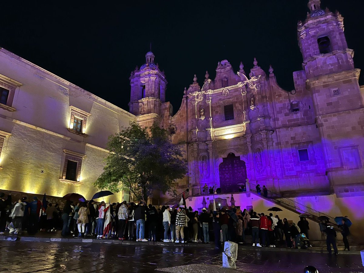 Así se vivió la Callejoneada Futbolera por las calles del centro histórico ⚽🥁🎺🎶