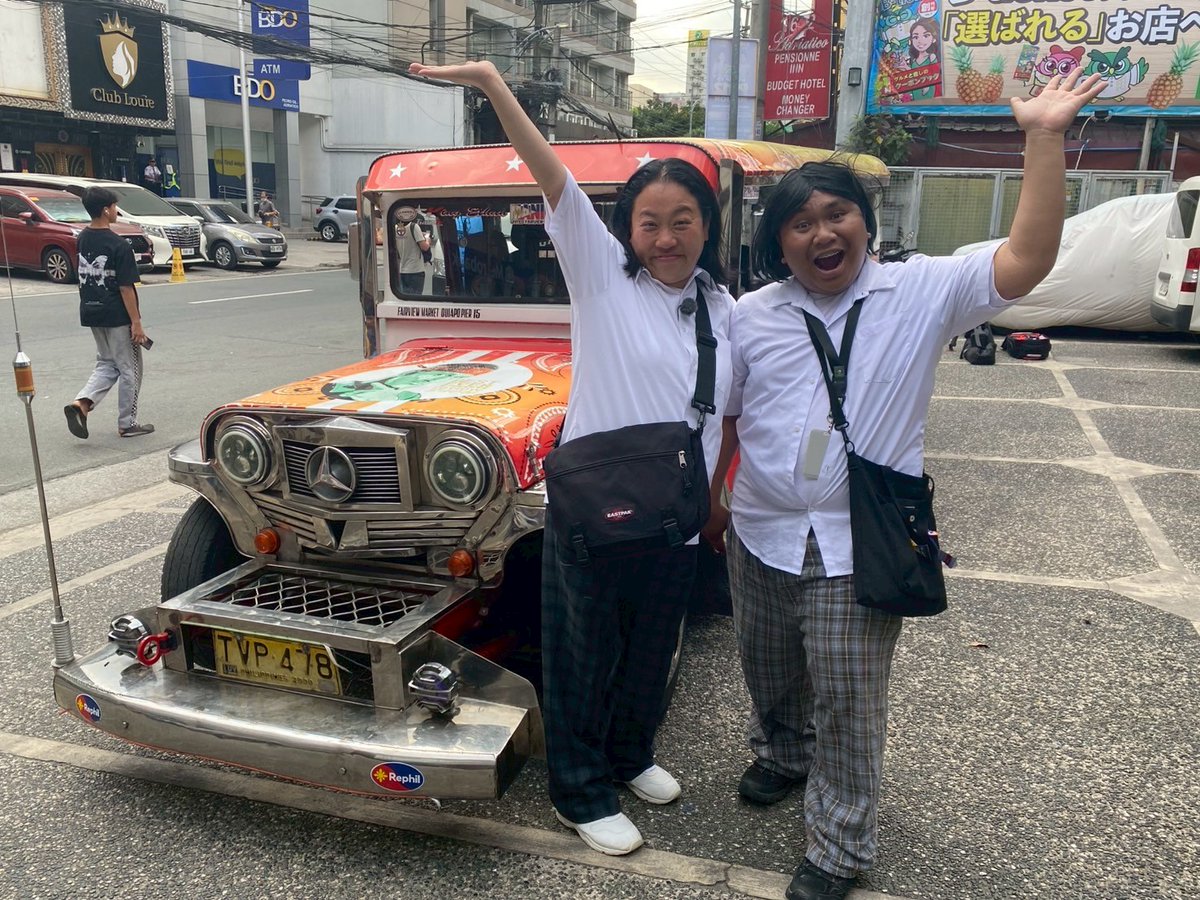 WYDKYD プロフェッショナルマイク 赤　白　ティックトックツイッチ WYDKYD プロフェッショナルマイク 赤 白 ティックトックツイッチ