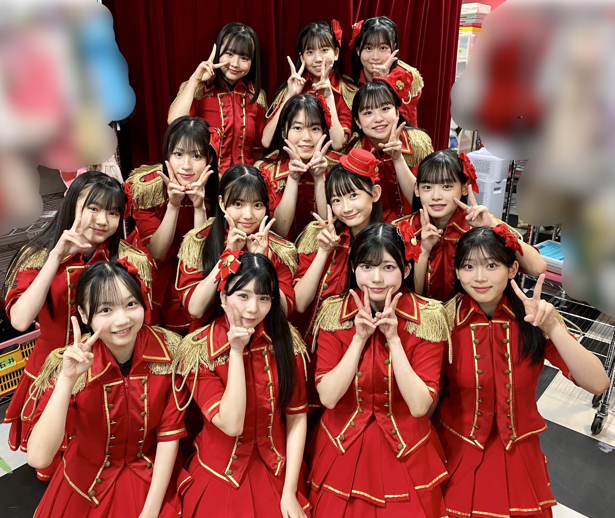 祝HKT48初日公演20111126♪ - AKB48グループの仲間たち