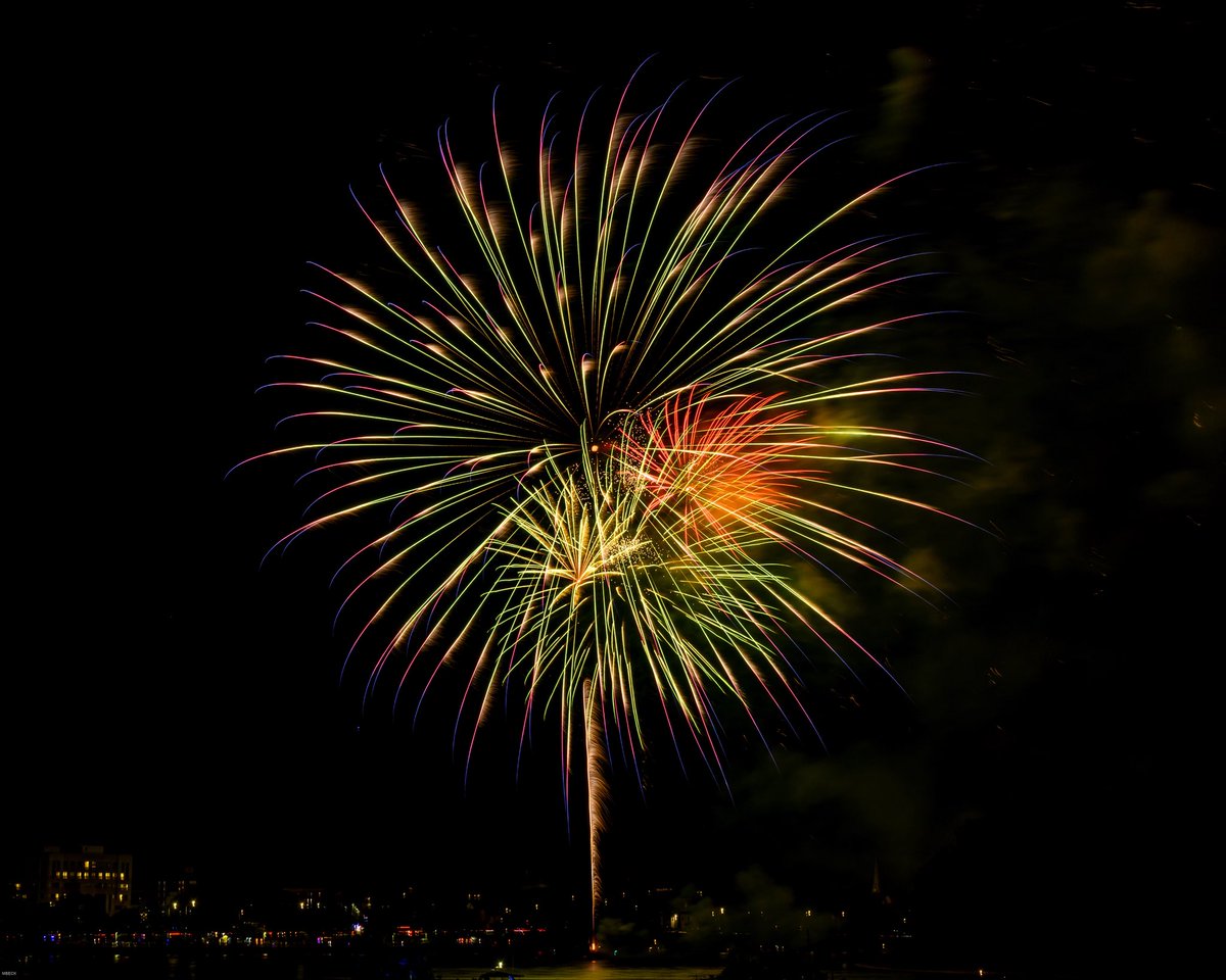 Middletown, Ct. Fireworks, love me some fireworks II
