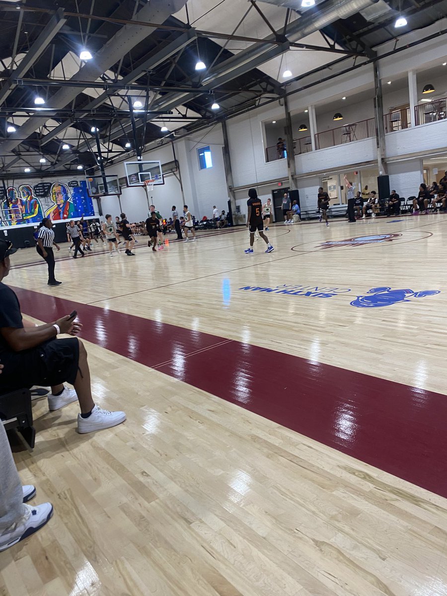 We got better tonight <a href="/PhillyHSLive/">Philly HS</a> love this event <a href="/svvanguards/">Sun Valley Athletics</a> <a href="/PennDelco/">Penn-Delco SD</a> 🔥