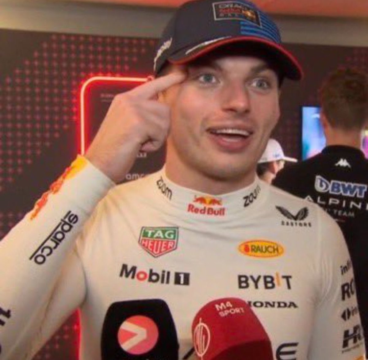 katchowdy's tweet photo. What in the Flavio Briatore wet dream did I just watch?

(If I didn’t know as much about F1 as I do I bet it would be a good movie, but oof) https://t.co/qT3aGZ3BPa