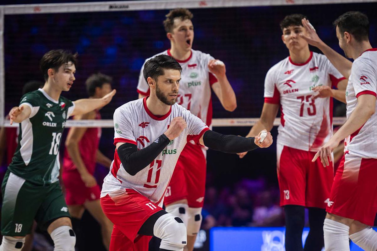 ALEKSANDER SLIWKA. that's the tweet. #gangłysego