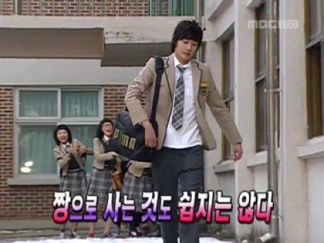 디유 tweet media