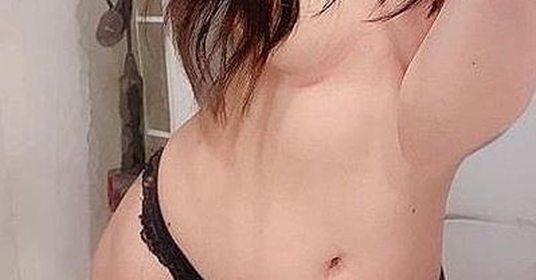 MaryMoore188754's tweet photo. マ　ン　凸ほしい方いない？ 
フォローでDMします https://t.co/y1QDytiCrA
