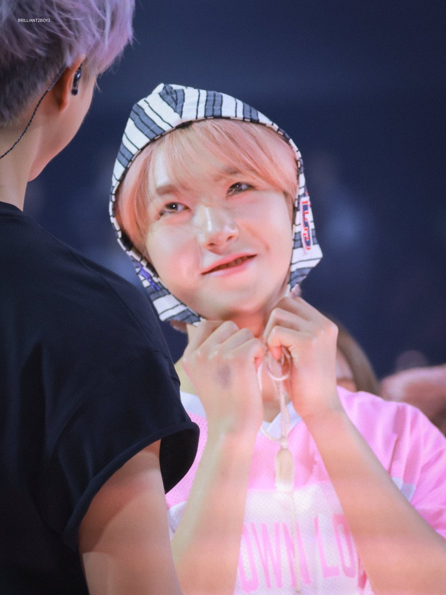 rennni23's tweet photo. 144p                                              1080p https://t.co/6Z9Mjg1T5I