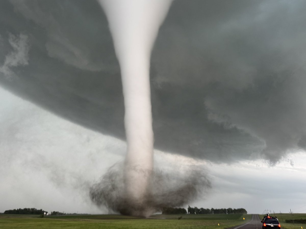 tornadopaigeyy's tweet image. How on earth could this day ever be topped. Experienced this in South Dakota with the love of my life and now FIANCE as he proposed in the most epic way imaginable. Cannot wait to spend the rest of my life with you @BryceShelton01 ❤️😭