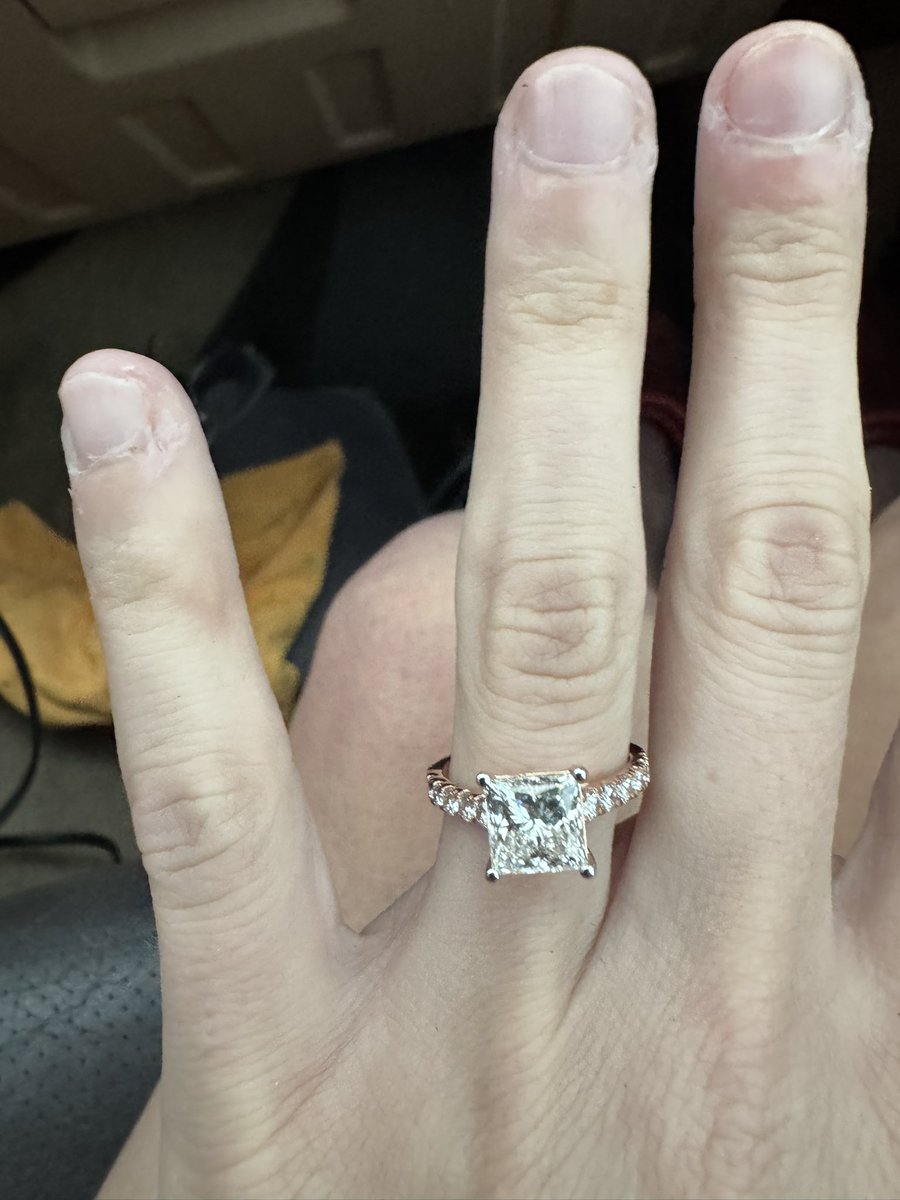 tornadopaigeyy's tweet image. How on earth could this day ever be topped. Experienced this in South Dakota with the love of my life and now FIANCE as he proposed in the most epic way imaginable. Cannot wait to spend the rest of my life with you @BryceShelton01 ❤️😭